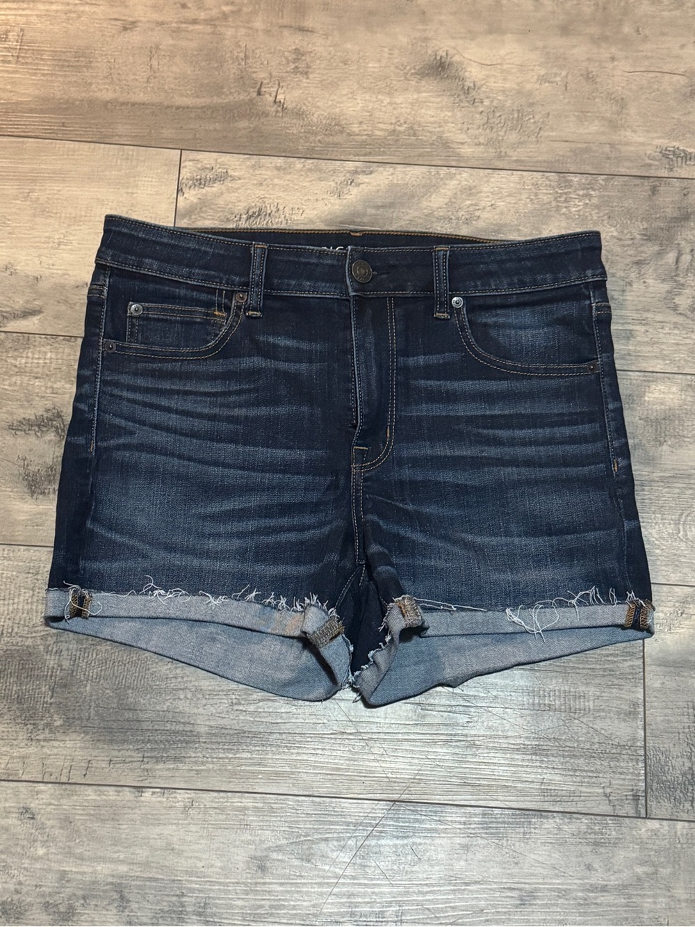 American Eagle Dark Wash Women's Denim Shorts - Classic Rolled Hem, Size 12